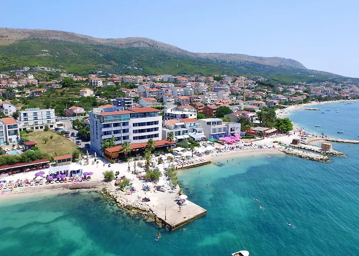 Ferienvermietung: Hotel Jona